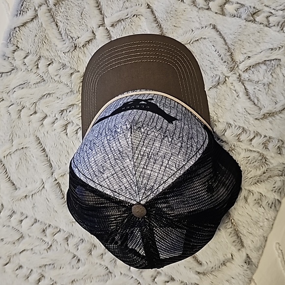 prAna Clever Fox Journeyman Trucker Hat one size olive green, black and grey. - Picture 3 of 5